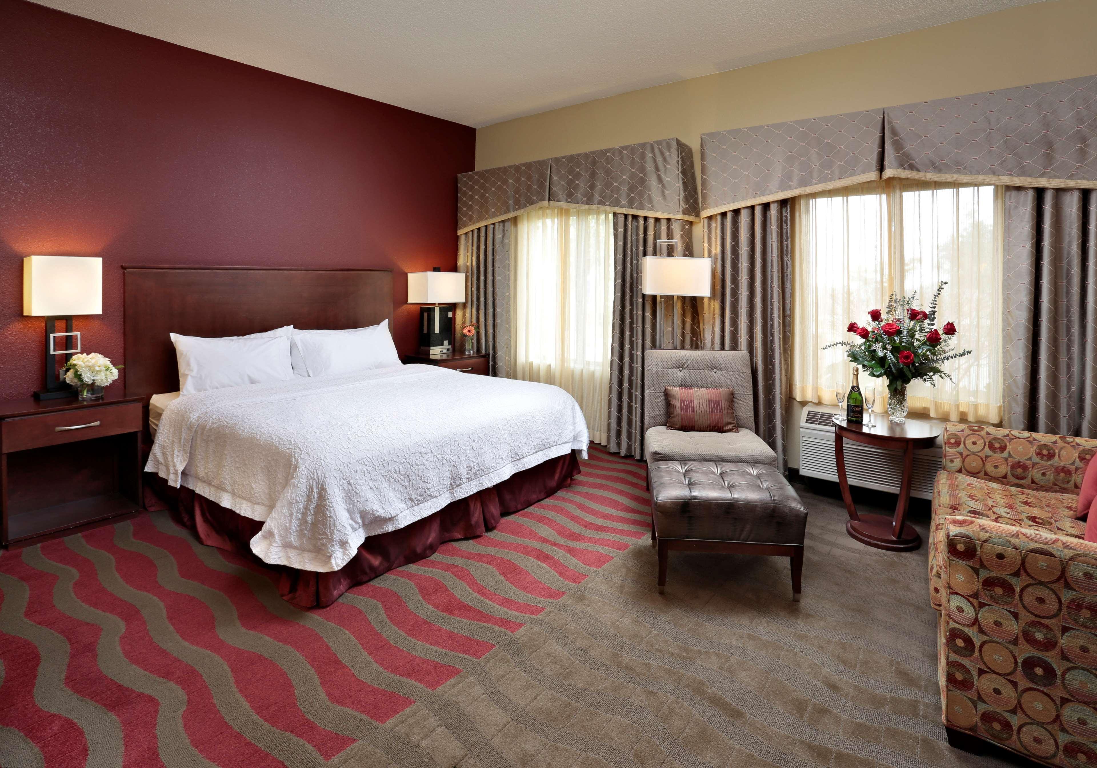 Hampton Inn & Suites Пасо-Роблес Номер фото