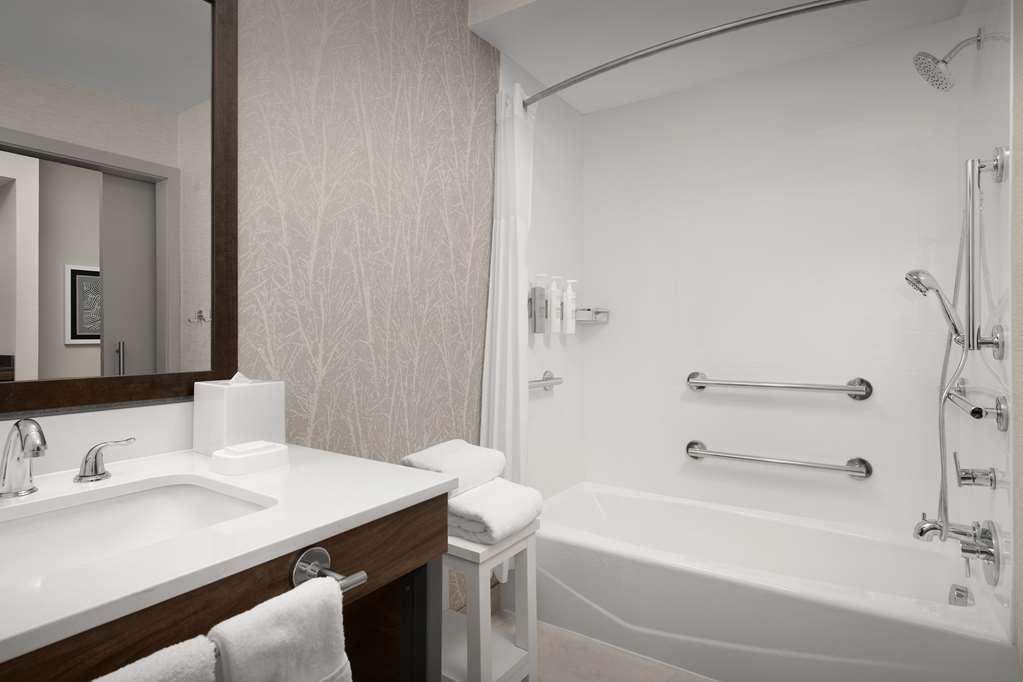Hampton Inn & Suites Пасо-Роблес Номер фото